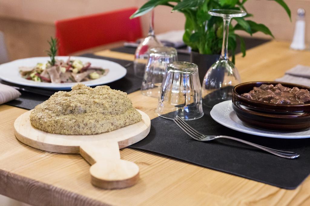 Hotel Restaurant La Barme Cogne Eksteriør billede