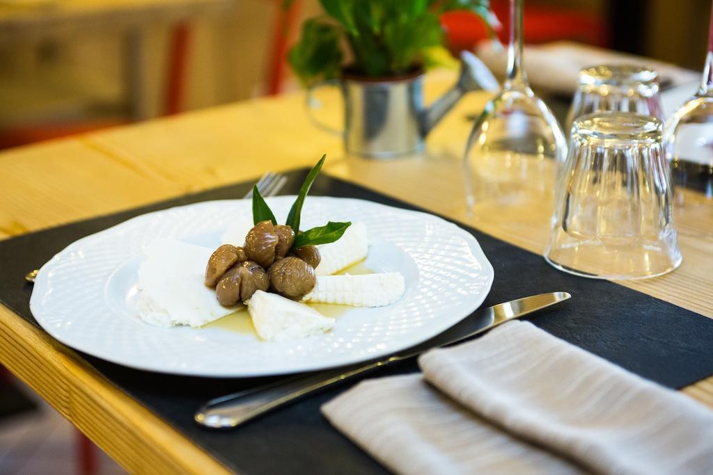 Hotel Restaurant La Barme Cogne Eksteriør billede