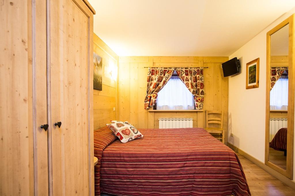 Hotel Restaurant La Barme Cogne Eksteriør billede