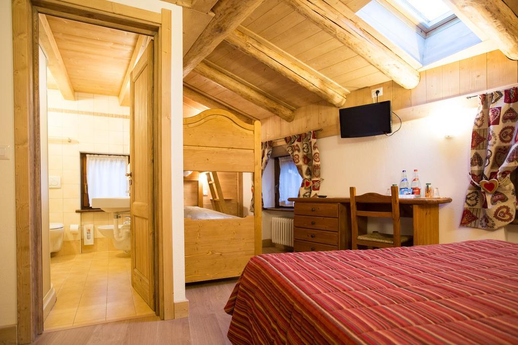 Hotel Restaurant La Barme Cogne Eksteriør billede